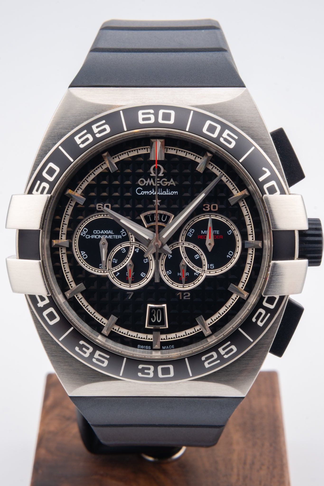 Omega Constellation Double Eagle 121.32.44.52.01.001