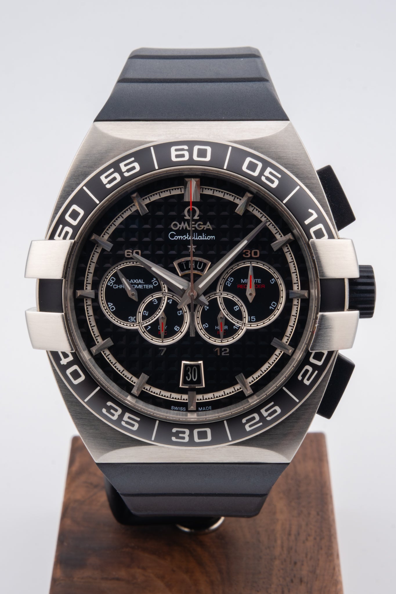 Omega Constellation Double Eagle 121.32.44.52.01.001